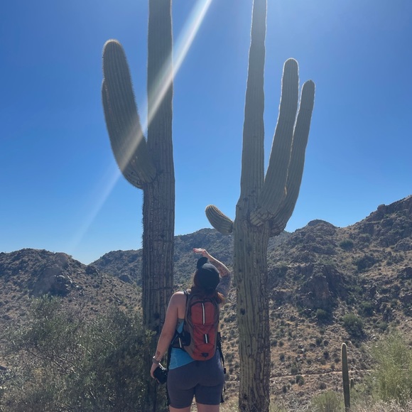 Meet your Posher, Jessica - Picture 5 of 5